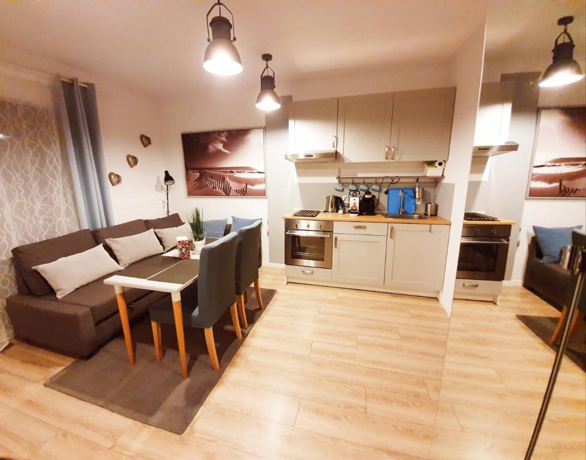 Ferienwohnung Dom Przy Plazy Ustronie Morskie Exterior foto