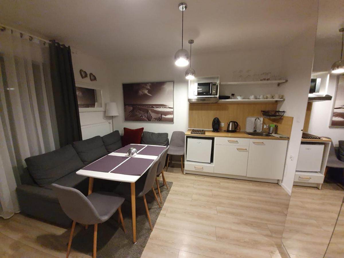 Ferienwohnung Dom Przy Plazy Ustronie Morskie Exterior foto